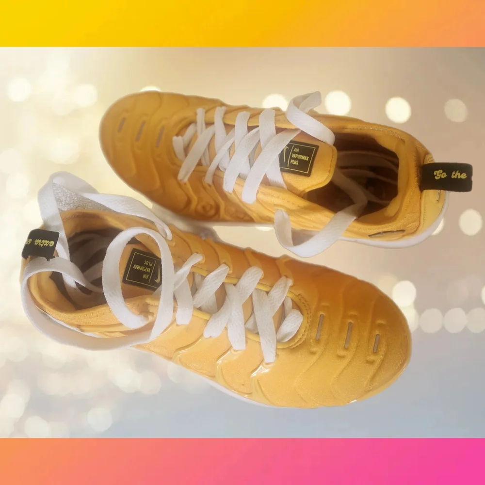 Nike Air Vapor Max "Go The Extra Smile" Womens Sneaker Size 7.5 - Picture 5 of 6